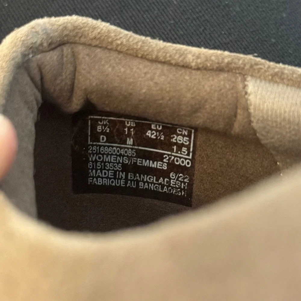 Clarks Women's Airabell Sky Slip-On Shoes Gris Beige‎ Suede Size 11M Comfort